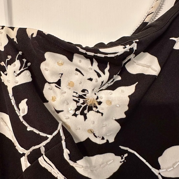 Vintage caché black/white floral one shoulder gown - Picture 2 of 5